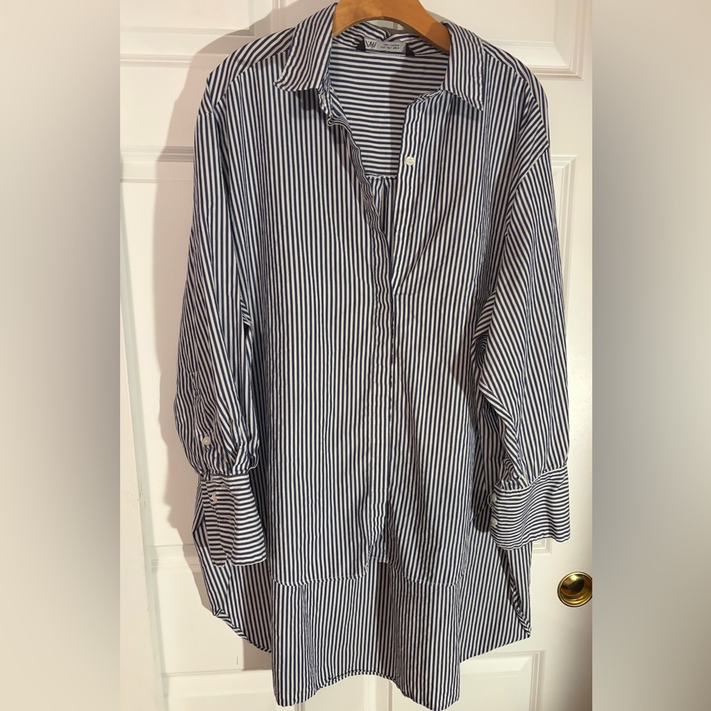 Zara Striped Oversized High/Low Button Down Shirt. EUC!